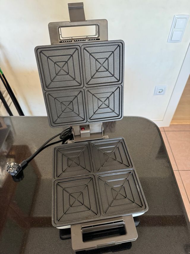 Sandwichera Ufesa Family 4 zonas