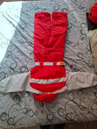 Mono nieve niño Decathlon 6 años y botas T31-32