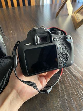 Canon 1200D + Objetivo 18-55mm + Bolsa