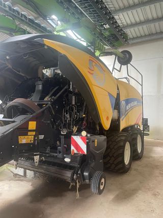 Empacadora New Holland 120x70