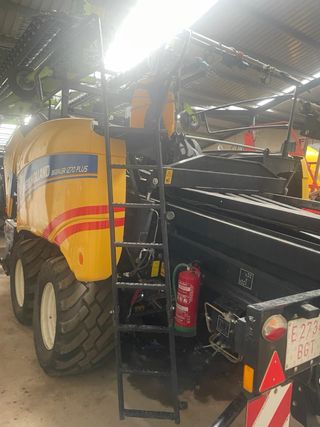 Empacadora New Holland 120x70