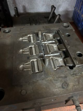 Moldes de extrusión para plástico