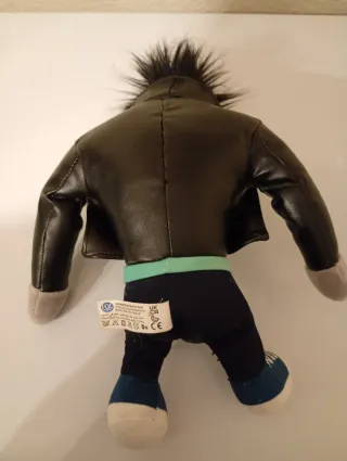 Peluche Johnny película Canta
