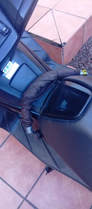 Honda Forza 300 Negra