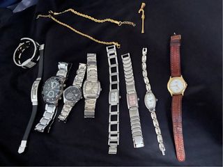Lote de relojes y pulseras