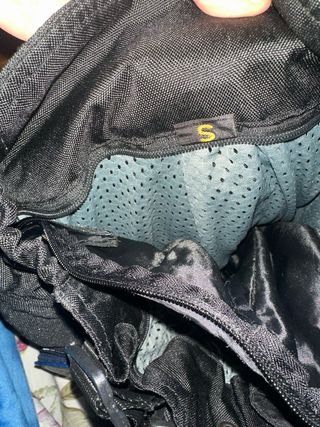 Dos chaquetas de moto S (mujer)  bmw y pantalón S