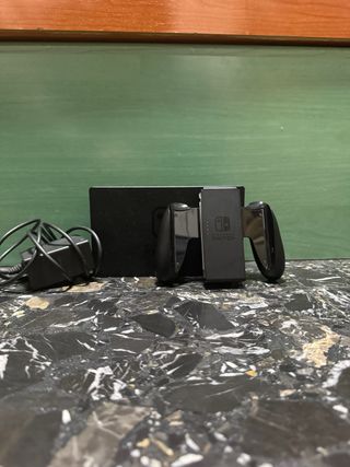 Dock, Soporte Joy-Con y Cargador Nintendo Switch