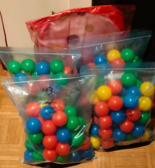 Piscina de bolas infantil con canasta 193 bolas