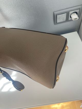 Bolso Tote Michael Kors Beige y Dorado