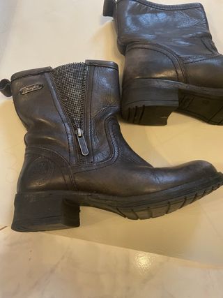 Stivaletti donna neri in pelle