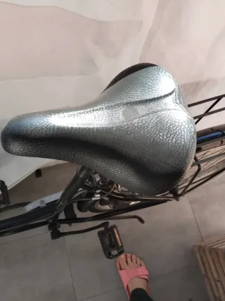 Bicicleta Paseo Negra con Cesta