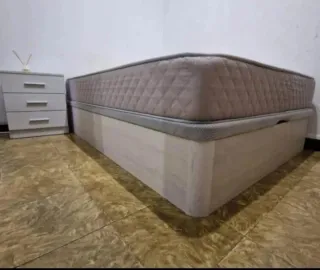 Canapés y colchones nuevos