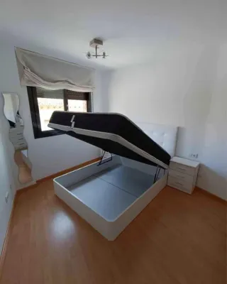 Canapés y colchones nuevos