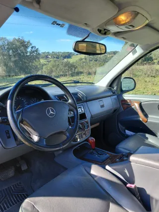 Mercedes ML 430 V8