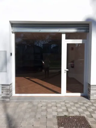 Cierre aluminio y cristal 2.82m x 2.60m