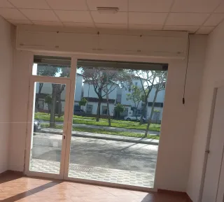 Cierre aluminio y cristal 2.82m x 2.60m