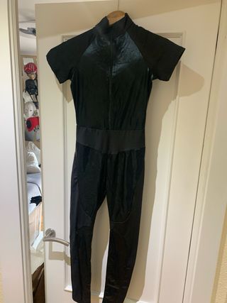 2 Monos negros cremallera cuello alto talla S