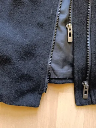 Abrigo Miss Passion Negro con Cinturón