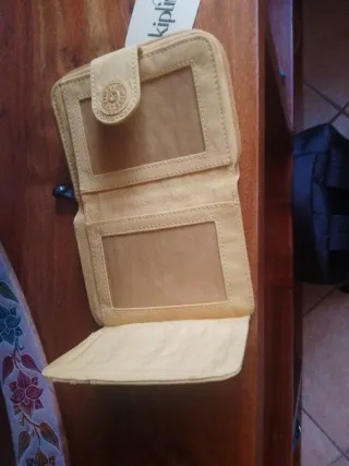 Portafoglio Kipling tessuto giallo