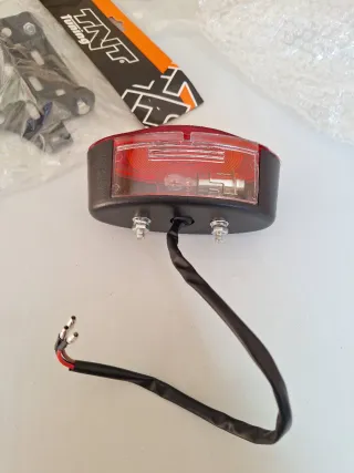 Piloto trasero homologado itv y portamatricula