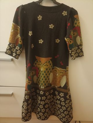 Vestido de invierno con estampado de búhos