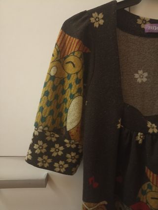 Vestido de invierno con estampado de búhos