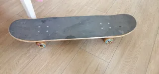 Monopatín Skate Infantil Oxelo Diseño Robot