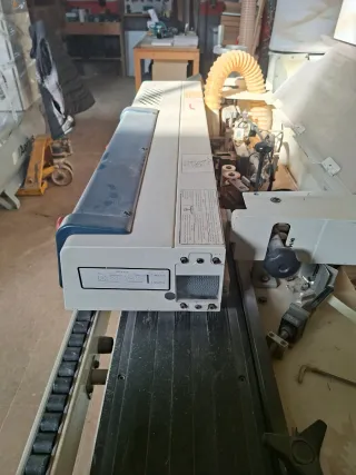 Máquina encoladora cantos cola caliente