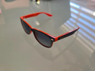 Gafas de sol Ray-Ban niño naranja y negro