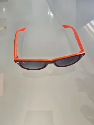 Gafas de sol Ray-Ban niño naranja y negro