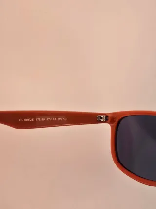 Gafas de sol Ray-Ban niño naranja y negro