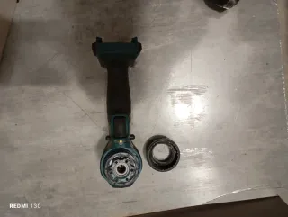 Taladro Makita DC9711 con Batería 9120