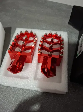 Pedaline Motocross Rosse