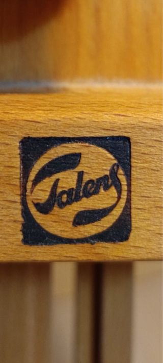 Caballete de madera para pintar