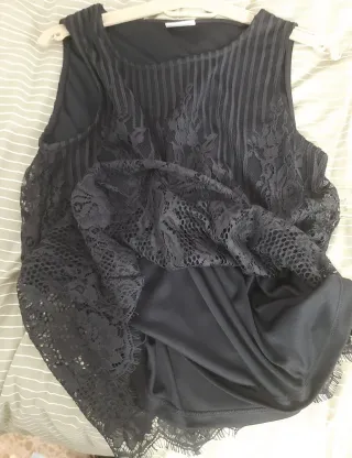 Blusa Vila Clothes sin mangas encaje