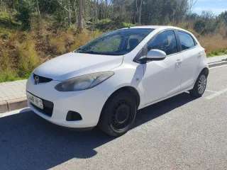Mazda 2 2011
