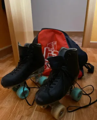 Patines de 4 ruedas negros Talla 35