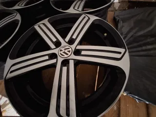 Cerchi replica Kadiz VW 18 pollici