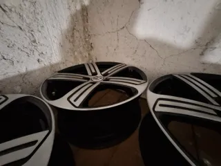 Cerchi replica Kadiz VW 18 pollici