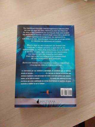 Varios libros en muy buen estado.