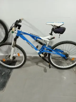 Bicicleta de Montaña Berg Doble Suspensión