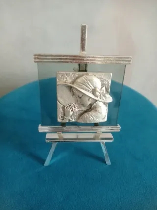 Quadretto romantico argentato con cavalletto