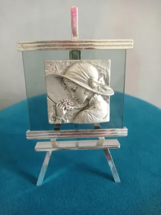Quadretto romantico argentato con cavalletto