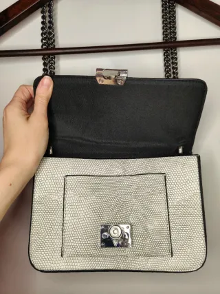 Bolso parfois pequeño azul y blanco