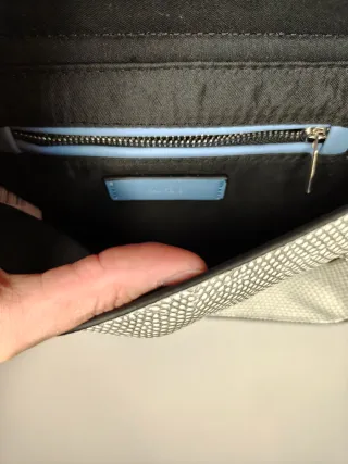 Bolso parfois pequeño azul y blanco