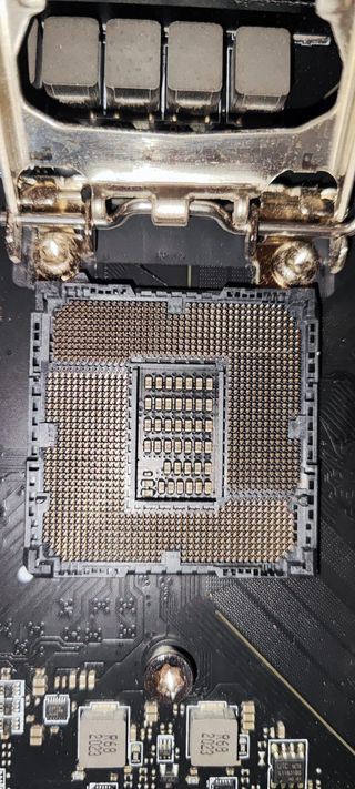 Placa base MSI MPG Z490 GAMING PLUS