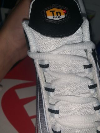 Nike TN3 Zapatillas Negras y Rojas