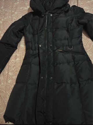 Chaqueta larga Zara negra