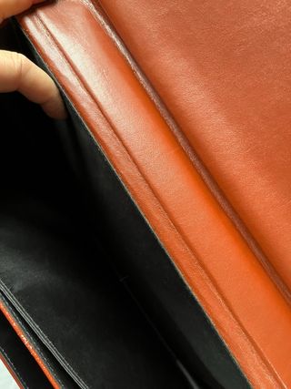 Valigetta in similpelle marrone