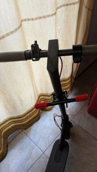 Monopatín Eléctrico Xiaomi Negro/Rojo